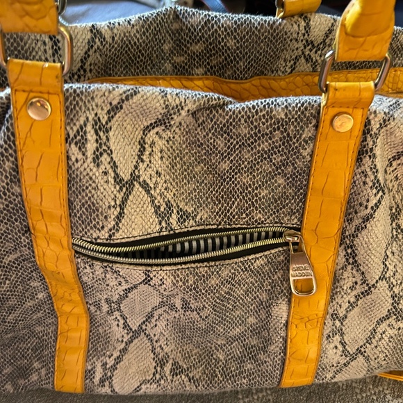 Steve Madden snake Print oversized travel Duffle Bag - Picture 5 of 7